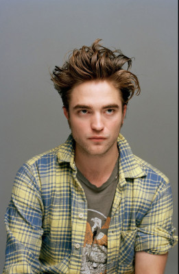photo 28 in Robert Pattinson gallery [id148275] 2009-04-10 00:00:00