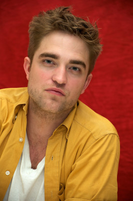Robert Pattinson pic #273689