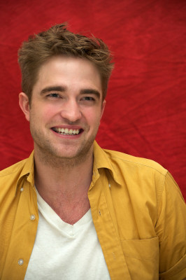 Robert Pattinson pic #273687