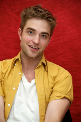 Robert Pattinson pic #273694