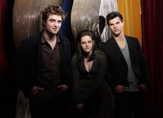 photo 9 in Robert Pattinson gallery [id266417] 2010-05-25 00:00:00