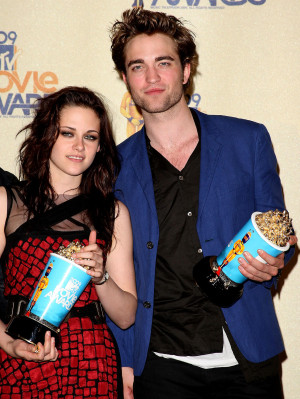 Robert Pattinson pic #194334