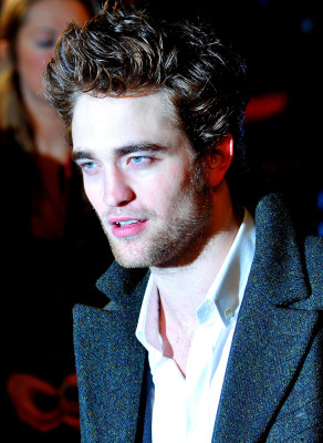Robert Pattinson pic #315443