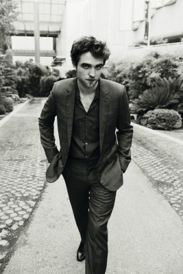 Robert Pattinson pic #457046