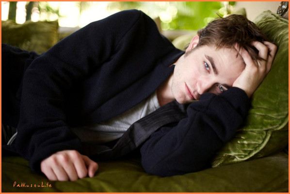 photo 9 in Robert Pattinson gallery [id290139] 2010-08-27 00:00:00