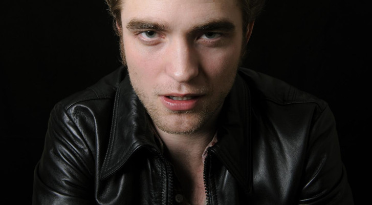 photo 13 in Robert Pattinson gallery [id237993] 2010-01-26 00:00:00