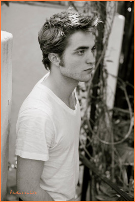 photo 10 in Robert Pattinson gallery [id290138] 2010-08-27 00:00:00