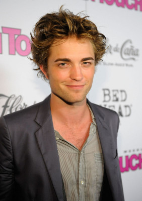 Robert Pattinson pic #125045