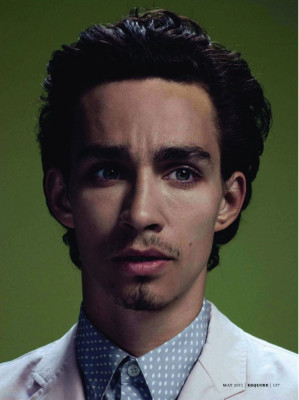 Robert Sheehan pic #415160
