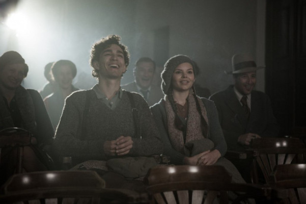 photo 9 in Robert Sheehan gallery [id652433] 2013-07-28 00:00:00