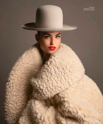 Robin Holzken – Harper’s Bazaar México October 2019 Issue