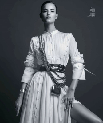 Robin Holzken – Harper’s Bazaar México October 2019 Issue