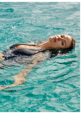 Robyn Lawley – Marie Claire Australia November 2019 Issue