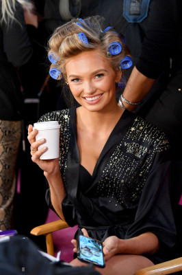 Romee Strijd - 2018 Victoria’s Secret Fashion Show Backstage in NYC