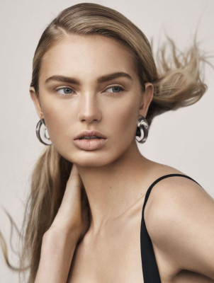 Romee Strijd – ES Magazine June 2018
