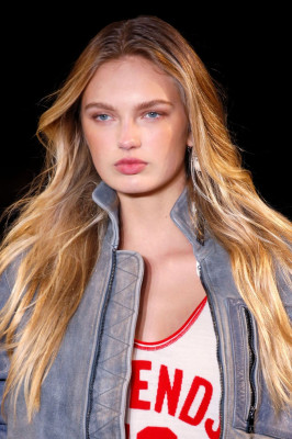 Romee Strijd Walks Zadig &amp; Voltaire Show at Paris Fashion Week 