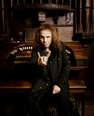 photo 4 in Ronnie James Dio gallery [id401579] 2011-06-14 00:00:00