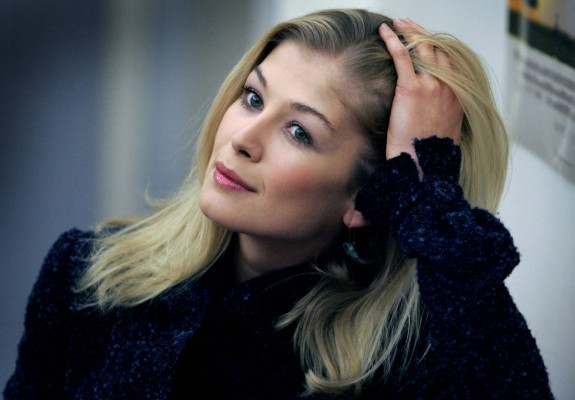 photo 5 in Rosamund Pike gallery [id189581] 2009-09-23 00:00:00