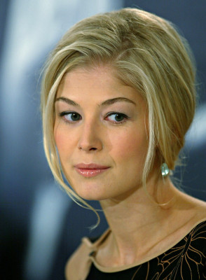 Rosamund Pike pic #590170