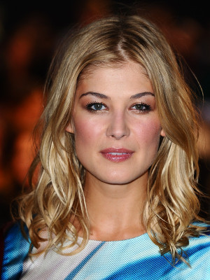 photo 16 in Rosamund Pike gallery [id299221] 2010-09-24 00:00:00