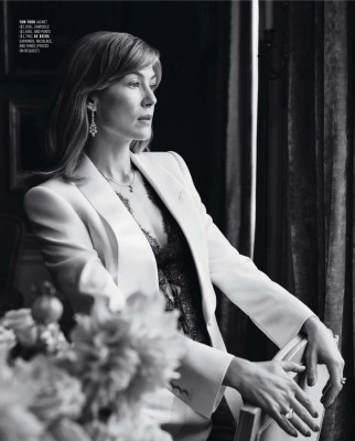 Rosamund Pike – Town &amp; Country Magazine USA 2018 December / 2019 January