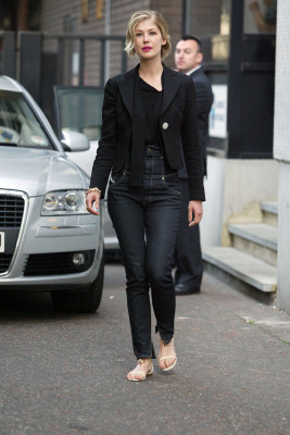 Rosamund Pike pic #683126