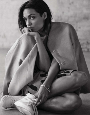 Rosario Dawson pic #785016