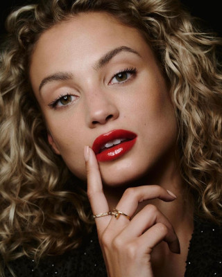 Rose Bertram ~ Numéro Netherlands Nov 2023 by Morgane Lay &amp;amp; Jonny Cochrane