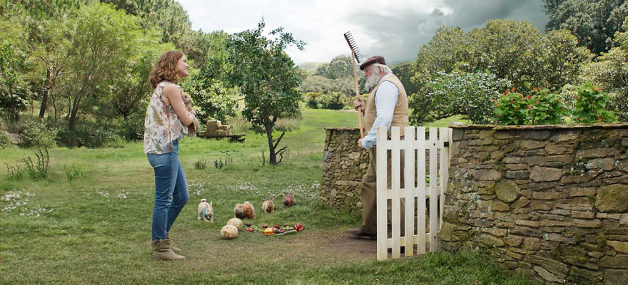 Rose Byrne – “Peter Rabbit” Movie Photos