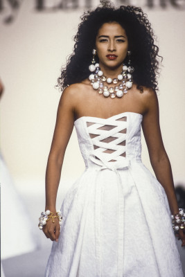 Rosie De La Cruz for Guy Laroche SS 1992