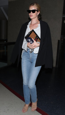 Rosie Huntington-Whitely Out in Los Angeles 