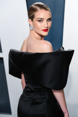 Rosie Huntington-Whiteley - Vanity Fair Oscar Party, Los Angeles | Feb  9, 2020