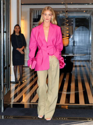 Rosie Huntington Whiteley - in New York