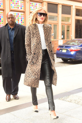 ROSIE HUNTINGTON-WHITELEY Out in New York