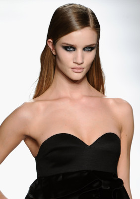 photo 14 in Rosie Huntington-Whitely gallery [id154599] 2009-05-04 00:00:00