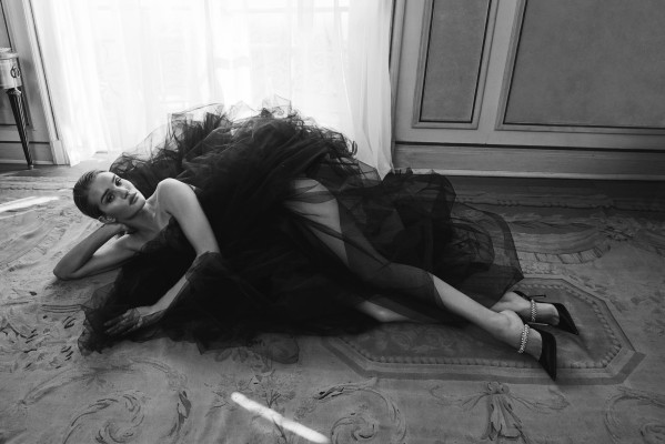 Rosie Huntington Whiteley - Jimmy Choo Resort 2020 Campaign