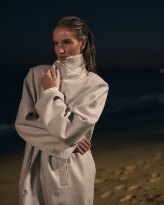 Rosie Huntington-Whitely for Alo Yoga