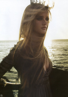 Rosie Huntington-Whitely pic #189127