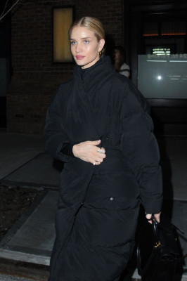 Rosie Huntington-Whiteley – Leaving the Greenwich Hotel in NY 