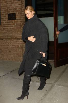 Rosie Huntington-Whiteley – Leaving the Greenwich Hotel in NY 