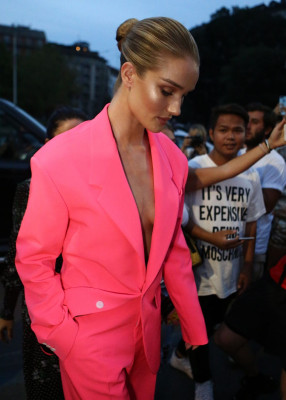 ROSIE HUNTINGTON-WHITELEY at Versace Fashion Show at MFW in Milan