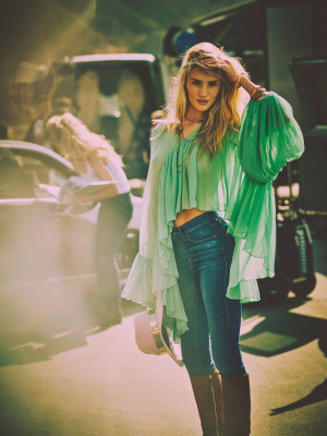 Rosie Huntington-Whitely pic #852234