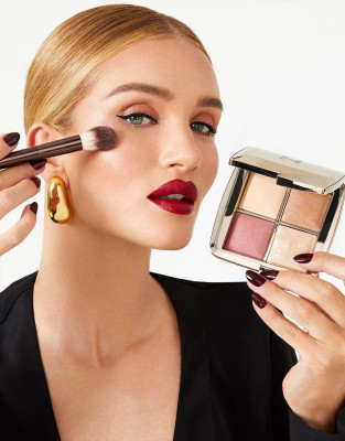 Rosie Huntington-Whiteley for Hourglass // 2020