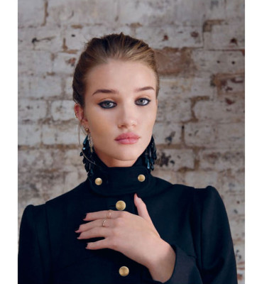 Rosie Huntington-Whitely pic #209985