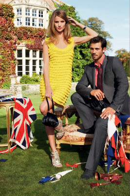 photo 19 in Rosie Huntington-Whitely gallery [id224413] 2009-12-21 00:00:00