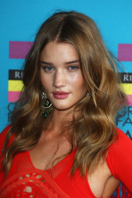 photo 8 in Rosie Huntington-Whitely gallery [id450274] 2012-01-10 00:00:00