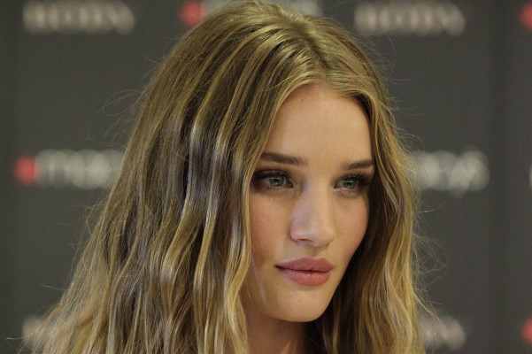 photo 25 in Rosie Huntington-Whitely gallery [id424675] 2011-10-03 00:00:00