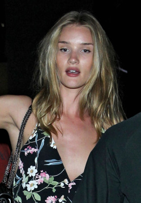 photo 23 in Rosie Huntington-Whitely gallery [id541528] 2012-07-29 00:00:00