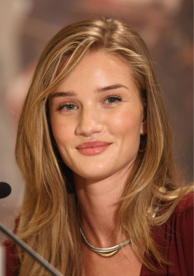 Rosie Huntington-Whitely pic #404471