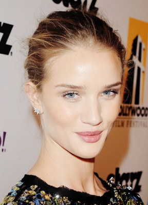 Rosie Huntington-Whitely pic #432185
